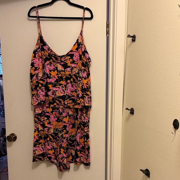 ellos Pants - Floral Sleeveless Romper